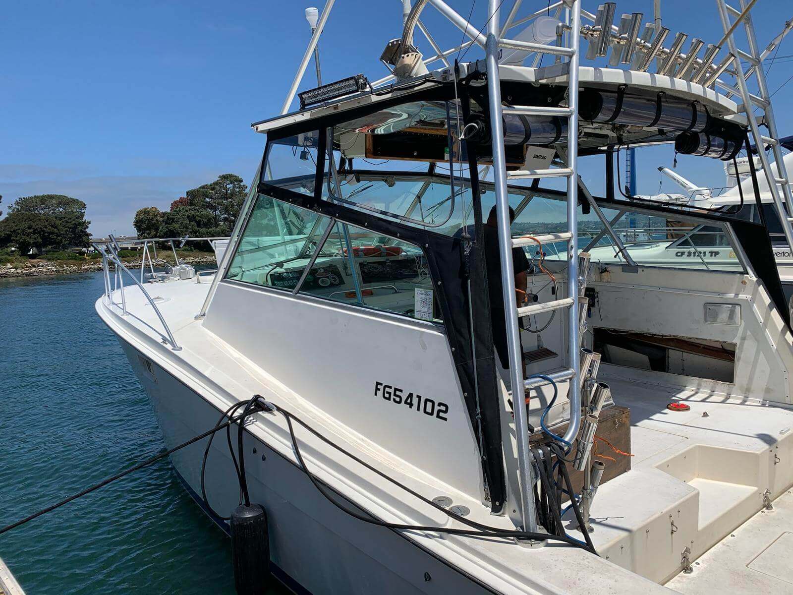 Ultra Deluxe Boat Detail